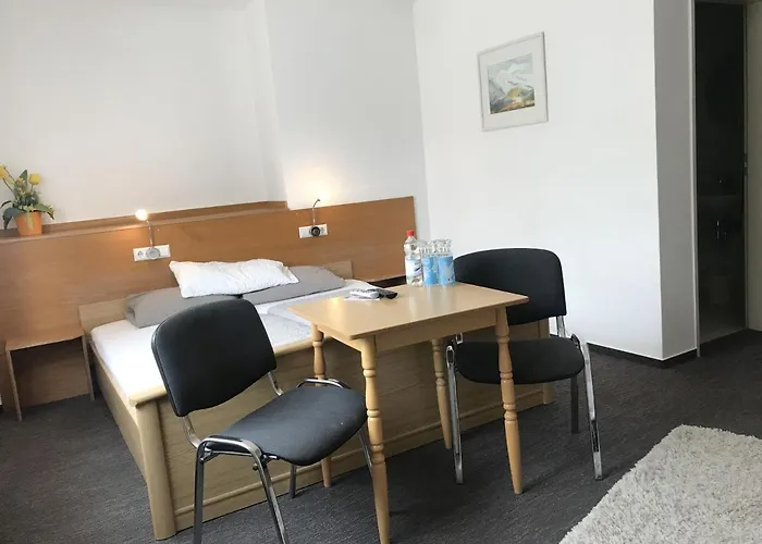 Landgasthof Krone Zajazd *